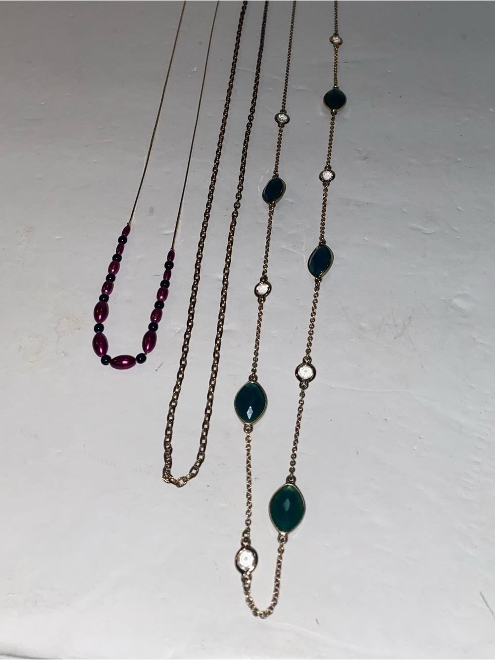 Gold tone necklace lot x3